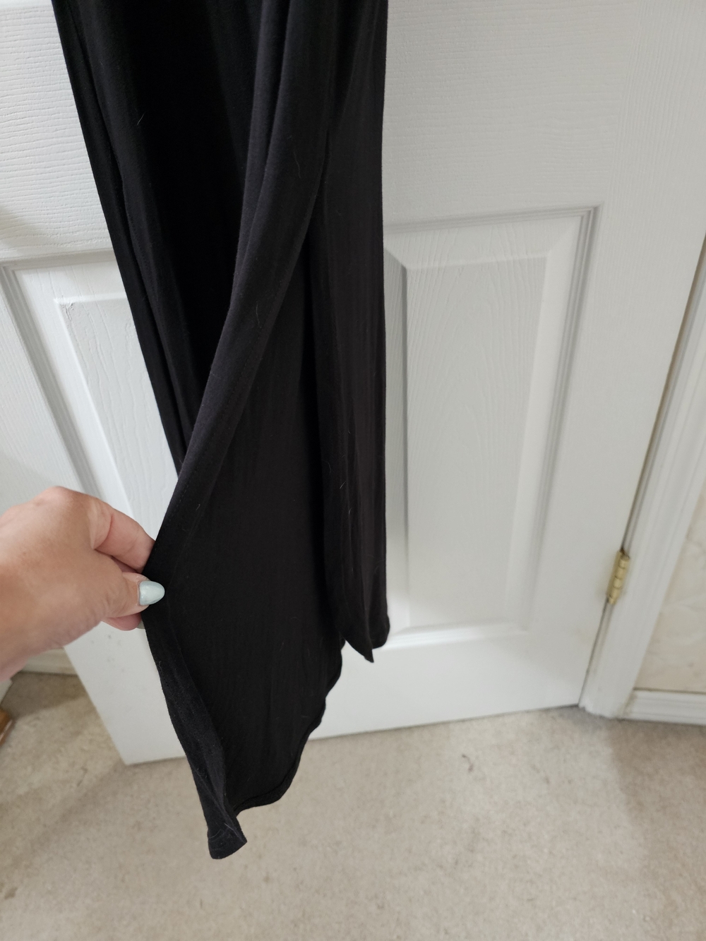 Black Maxi Slip Dress with V-Neck and Adjustable Spaghetti Straps - Picture 4 of 8